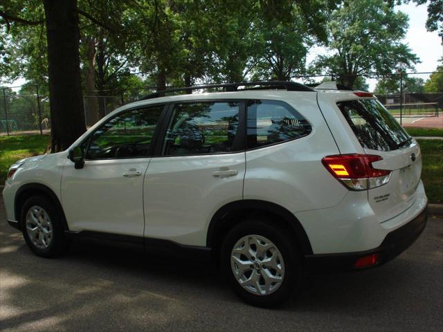 2021 subaru forester base