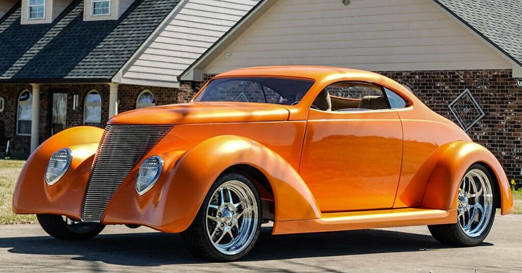 1937 ford 2 door 351ci v8 windsor automatic
