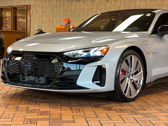 2022 audi e-tron gt prestige