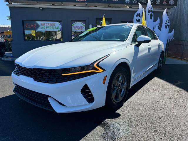 2022 kia k5 lxs
