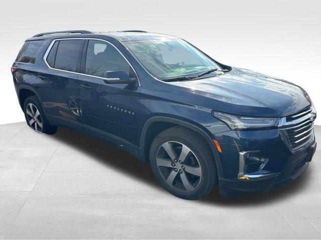 2023 chevrolet traverse lt leather