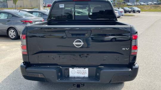 2024 Nissan Navara (Frontier) sv
