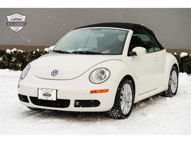 2010 volkswagen beetle in milford, michigan