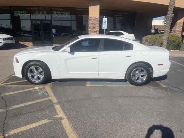 2014 dodge charger se