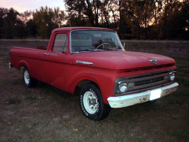 ford f-100 unibody half ton rare part of an actor collection manual transmission