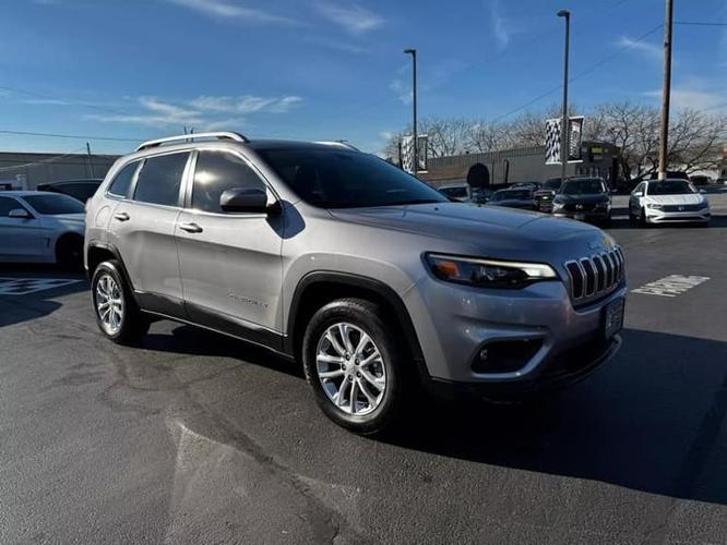2019 jeep cherokee latitude 4dr 4x4 in eden, pennsylvania