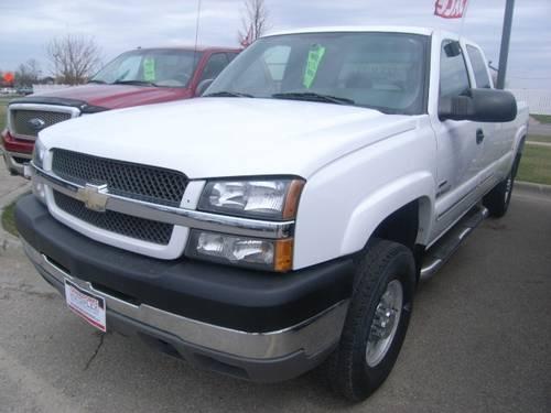 2004 chevrolet silverado 2500hd 4x4 extended cab for sale in grand forks, north dakota