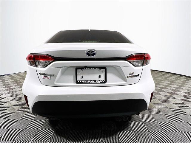 2024 toyota corolla hybrid le