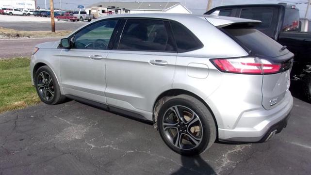 2019 ford edge st