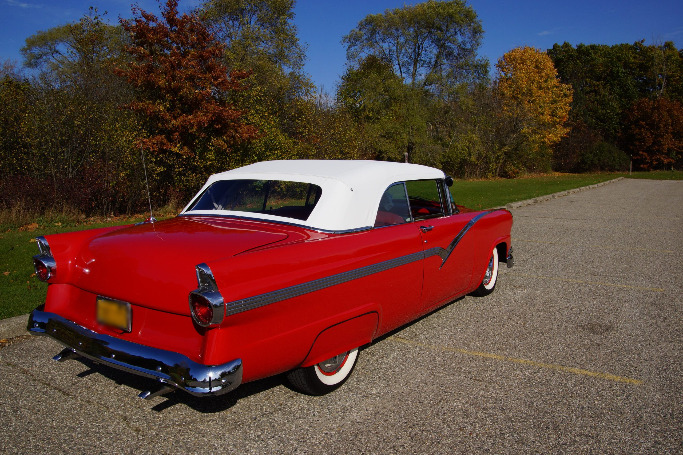1956 ford crown victoria