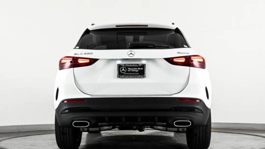 2025 Mercedes-Benz GLA