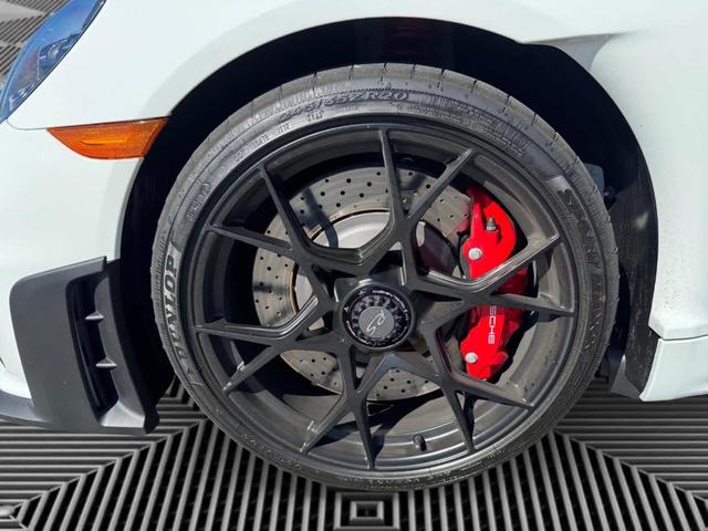 2023 porsche 718 cayman gt4 rs