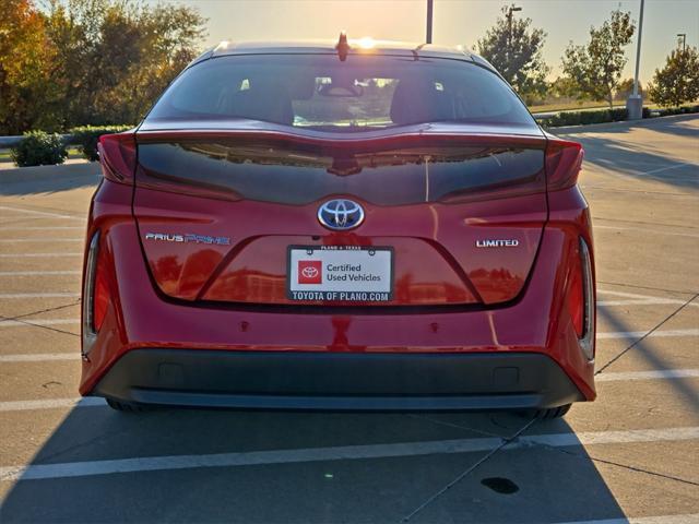 2022 toyota prius prime limited