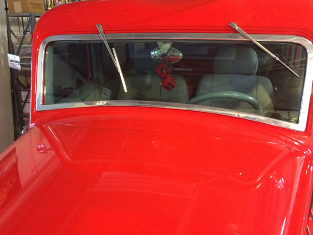 1933 dodge 4 door sedan with matching trailer