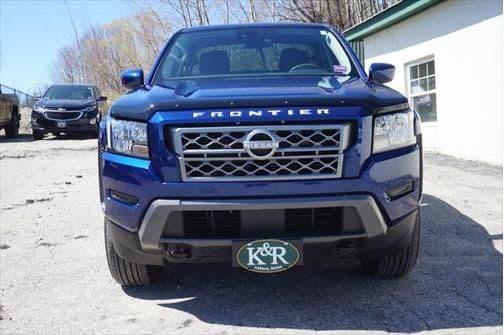 2022 nissan frontier sv in auburn, maine