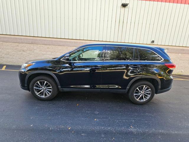 2019 toyota highlander xle