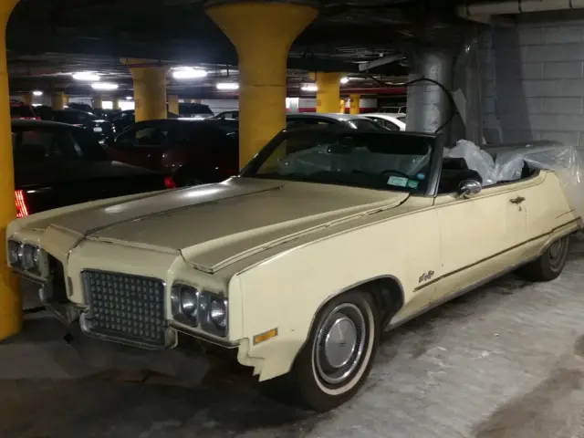 1970 oldsmobile 98 convertible good for parts not running!!