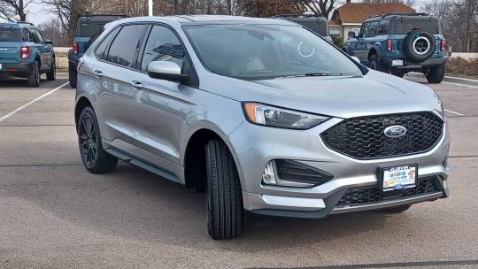 2023 Ford Edge