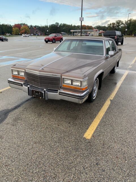 1982 cadillac deville sedan brown rwd automatic