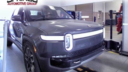 2022 Rivian R1T