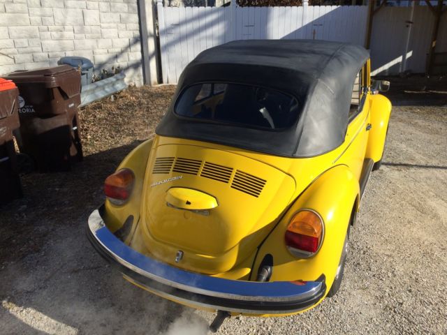 good paint, fuel injection karmann body model, very solid body and floor pan