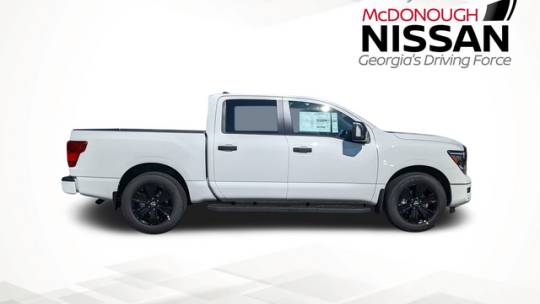 2024 Nissan Titan
