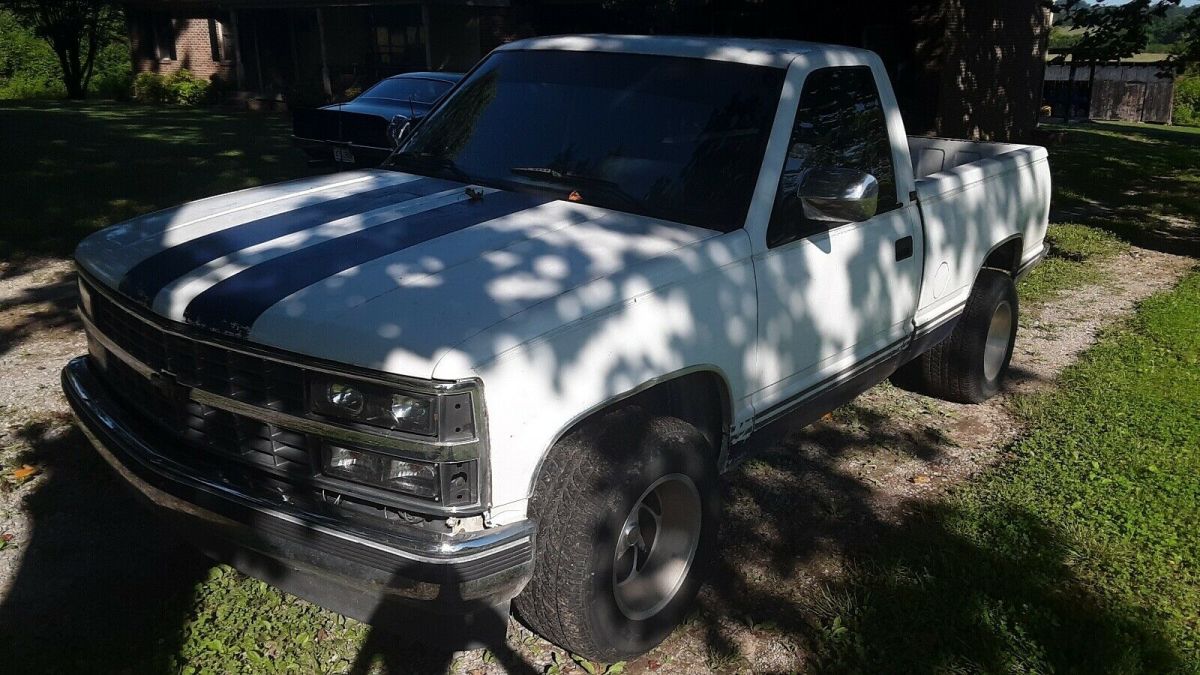 1992 chevrolet c1500 pickup white rwd automatic c1500