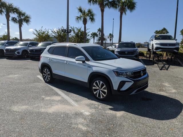 2022 volkswagen taos 1.5t se