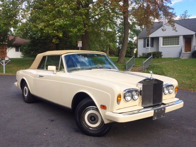 rolls royce corniche ii 1986 convertible, low milage . very clean!! 2 owners