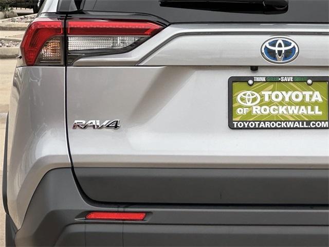 2023 toyota rav4 hybrid xle