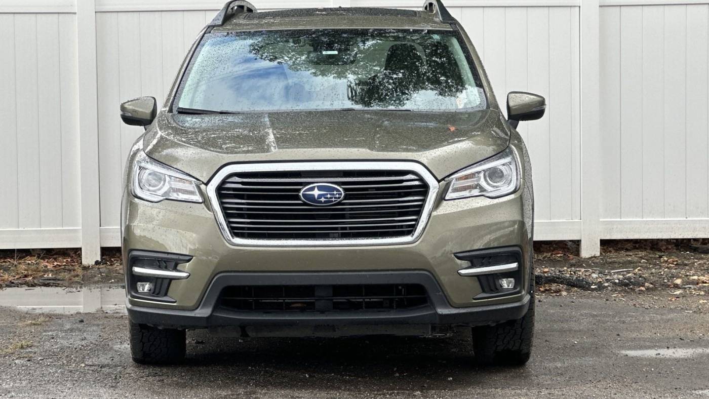 2022 subaru ascent limited 7-passenger