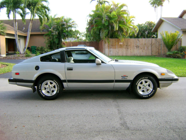 1982 280zx 5 spd. - 12000 orig. mi. - 100% orig. - silver / gray - garaged new