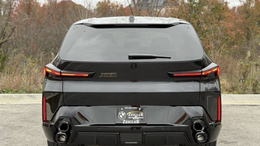 2025 bmw xm base