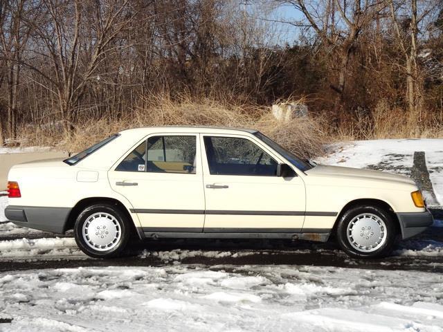 no reserve sunroof leather like new tires cruise control collectible car rare