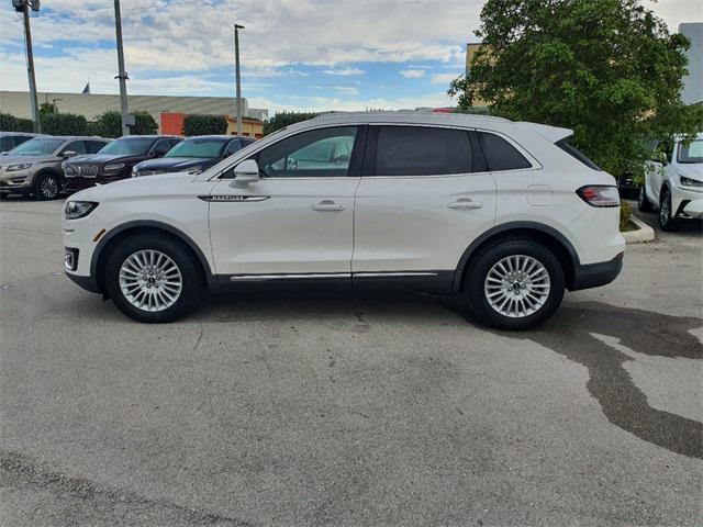 2019 lincoln nautilus standard