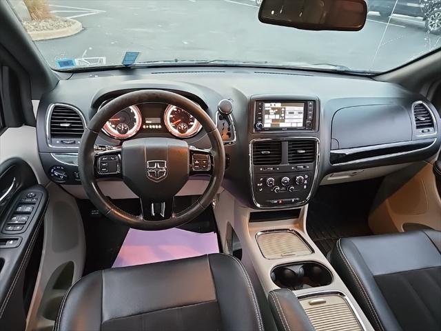 2019 dodge grand caravan sxt