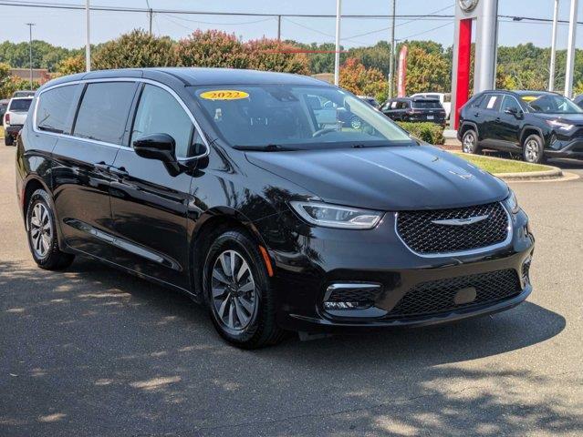 2022 chrysler pacifica hybrid touring l