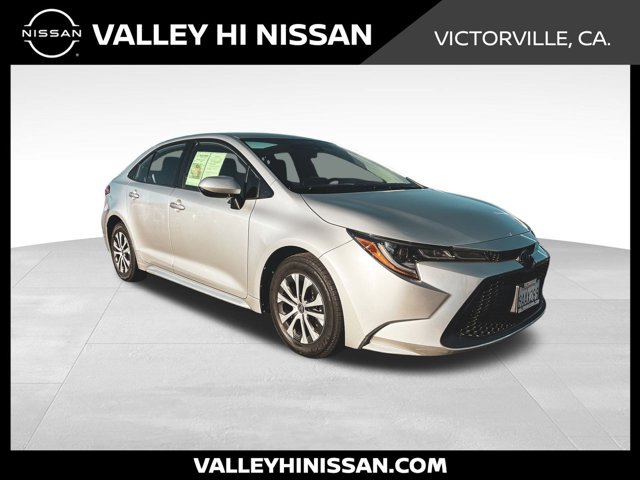 2022 toyota corolla hybrid le