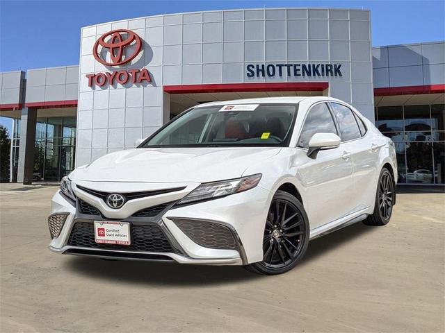 2022 toyota camry xse