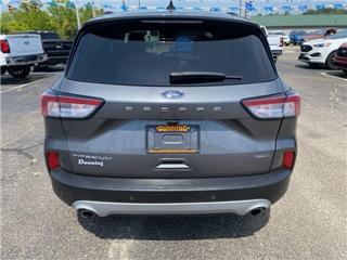 2021 Ford Escape titanium