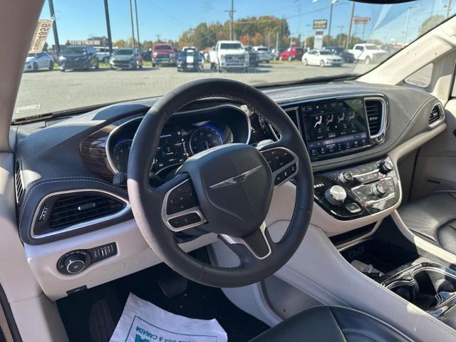 2022 chrysler pacifica limited