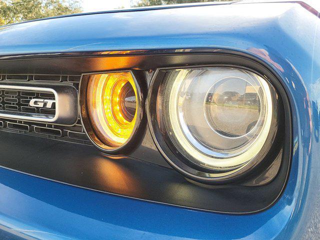 2022 dodge challenger gt