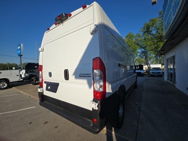 2023 ram promaster 2500 high roof