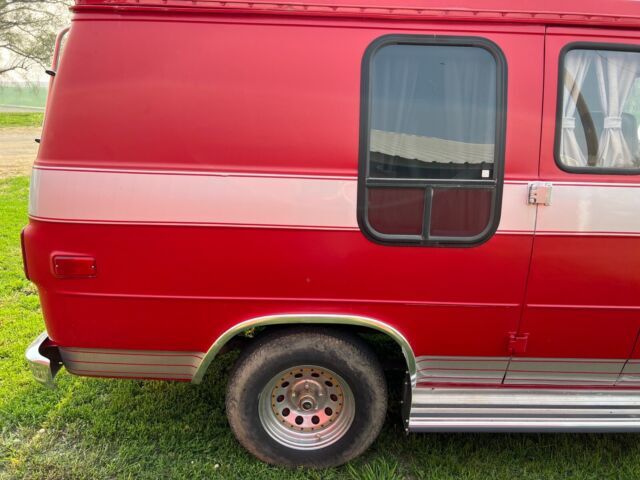 1985 chevrolet g20 van red rwd automatic