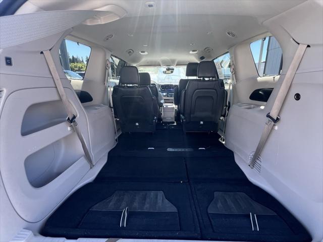 2021 chrysler pacifica touring l