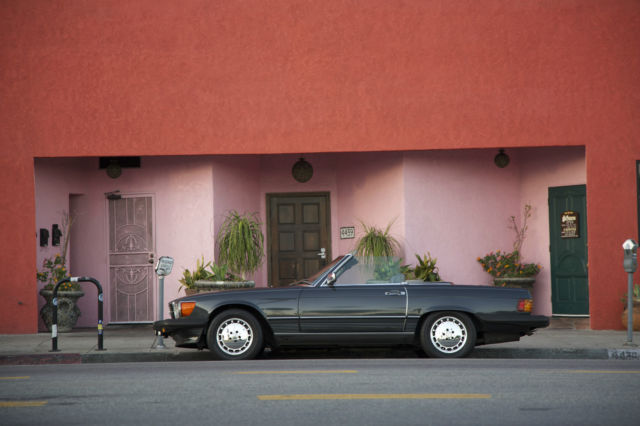 classic mercedes benz roadster - 1986 560sl convertible
