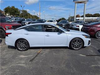 2023 Nissan Altima 2.0 sr