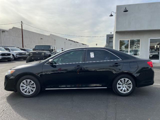 2012 toyota camry le