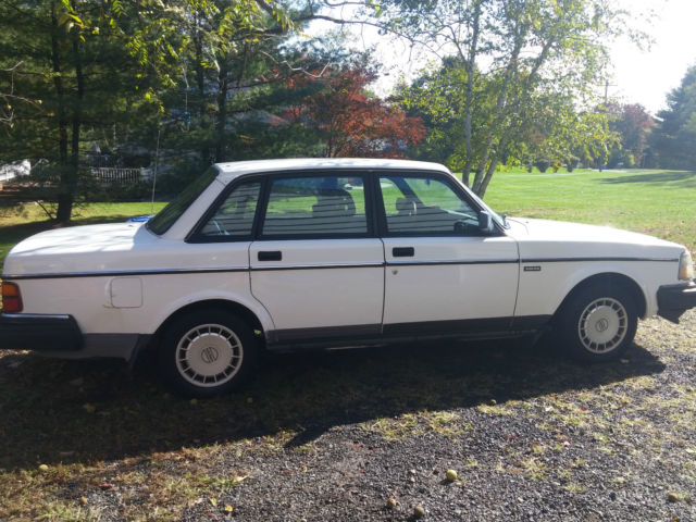 white volvo