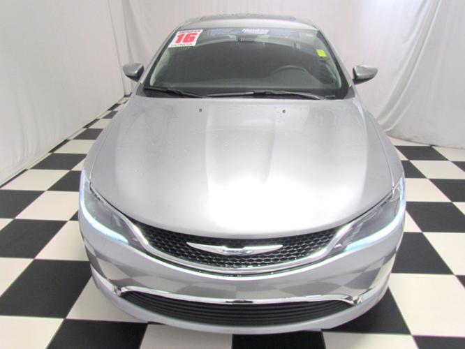 used 2016 chrysler 200 limited easley, sc 29640 for sale in easley, south carolina